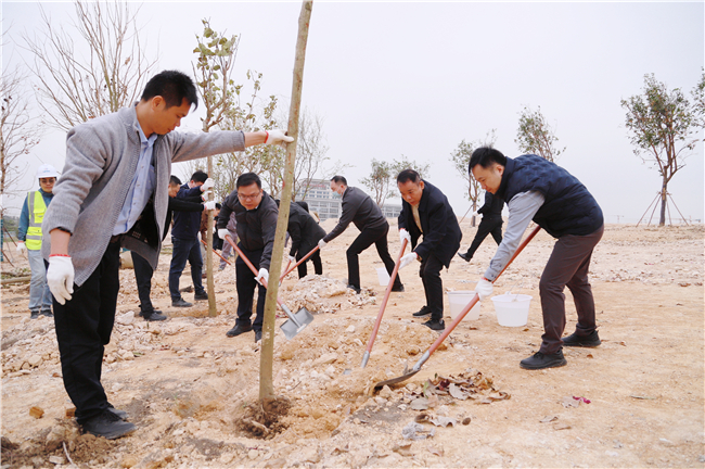 2023年3月13日，中馬合資公司組織開(kāi)展2023年義務(wù)植樹(shù)活動(dòng)